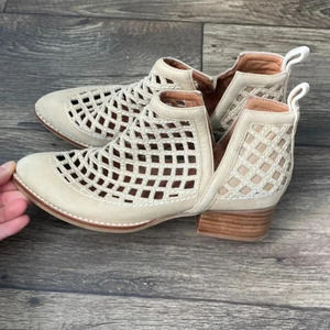 Jeffrey Campbell 6 Taggart Leather Cutout Booties in Ivory